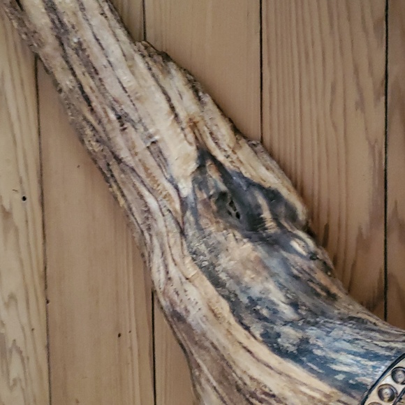 Al One Piece Wood Sculpture - Picture 4 of 7